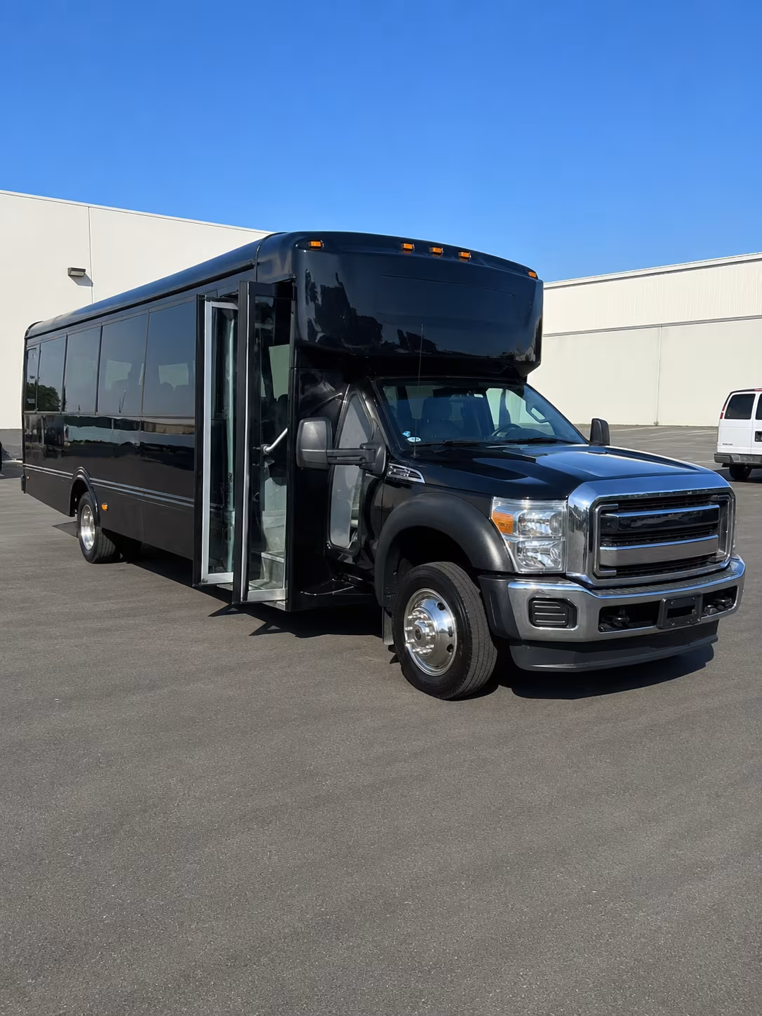 cary easy government military travel with a cary bus rental