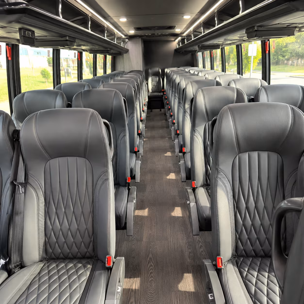 greenville short and long term charter bus services for greenville businesses